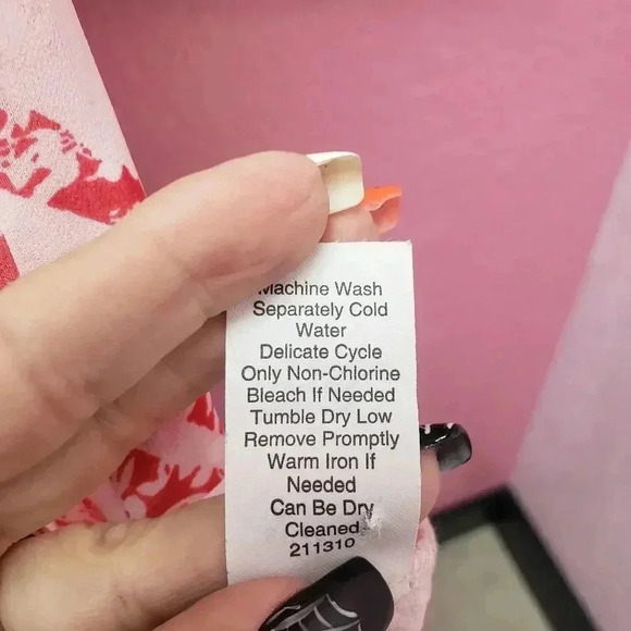 CAbi #732 Coquette Blouse - Picture 4 of 4